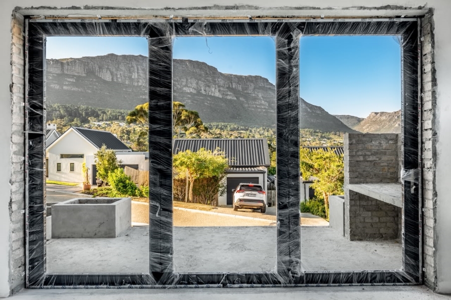 4 Bedroom Property for Sale in Victorskloof Western Cape